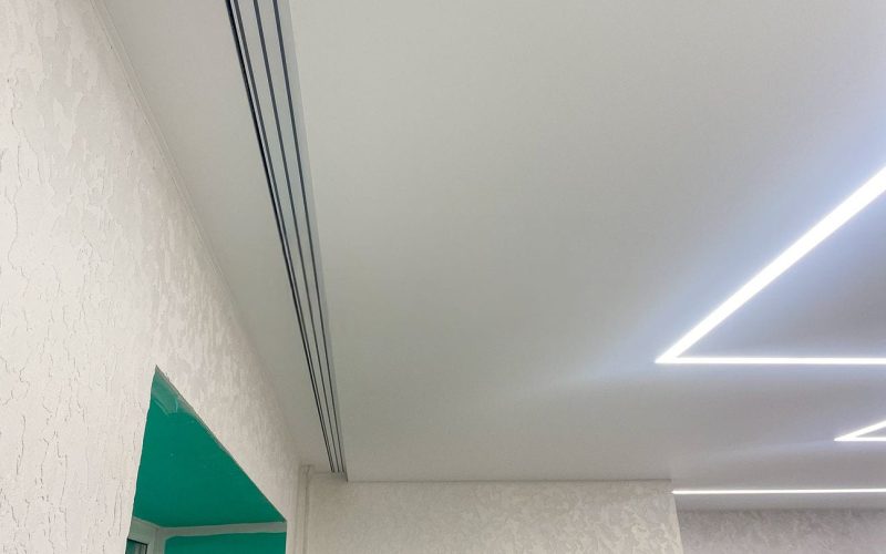 Натяжной потолок в квартире 32 м2